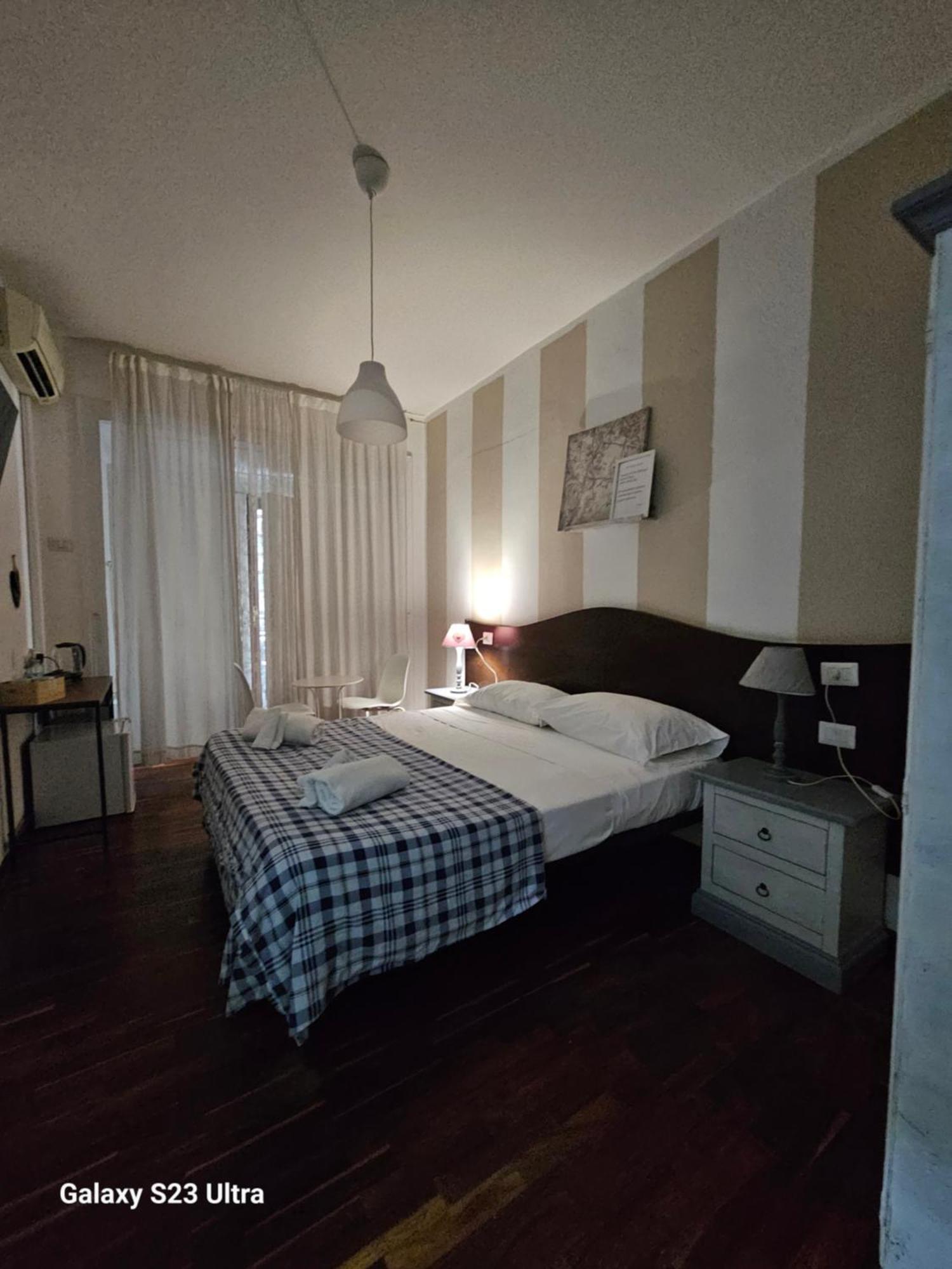 Room&jacuzzi Napoli