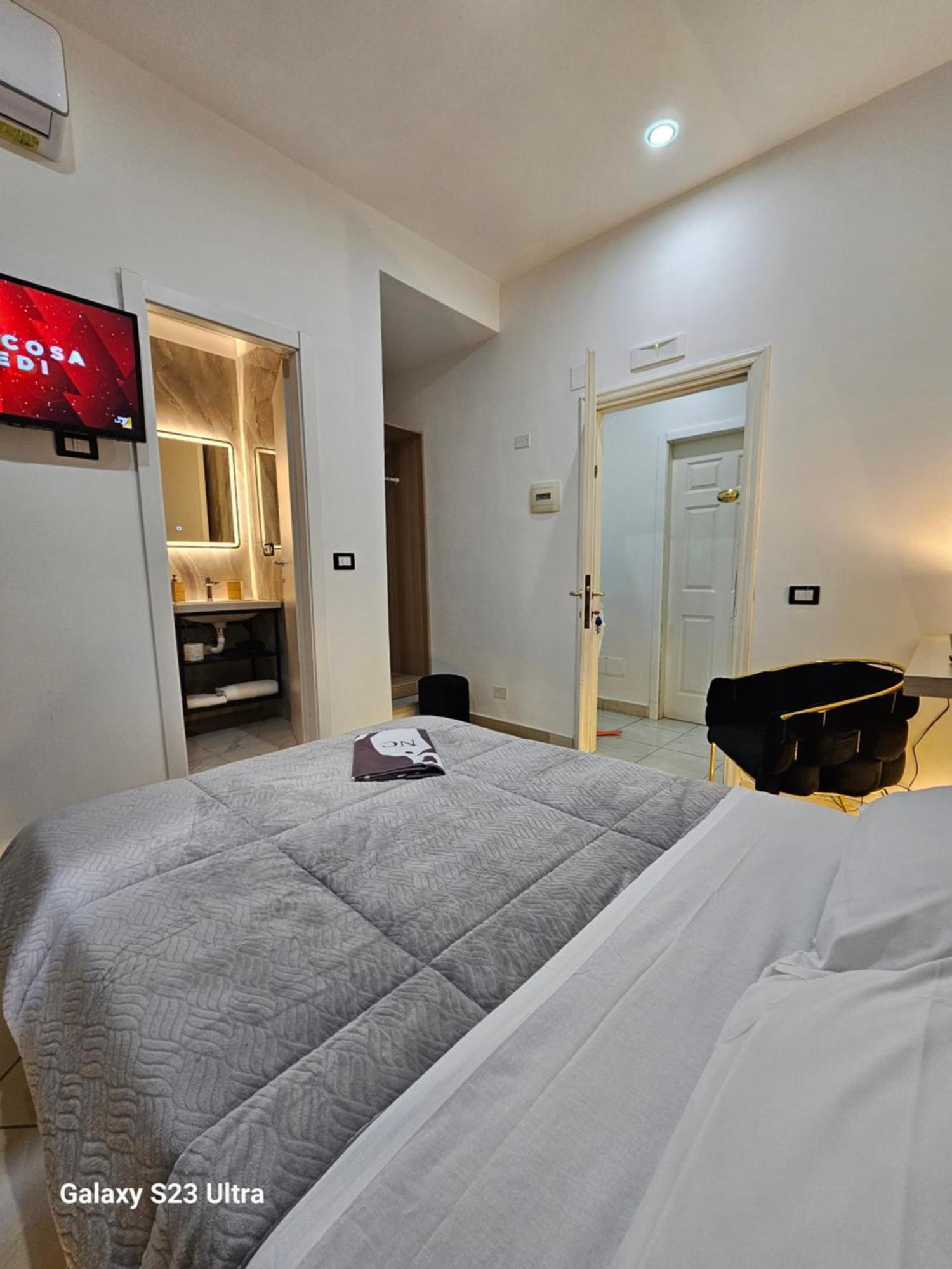 Room&jacuzzi Affittacamere Napoli
