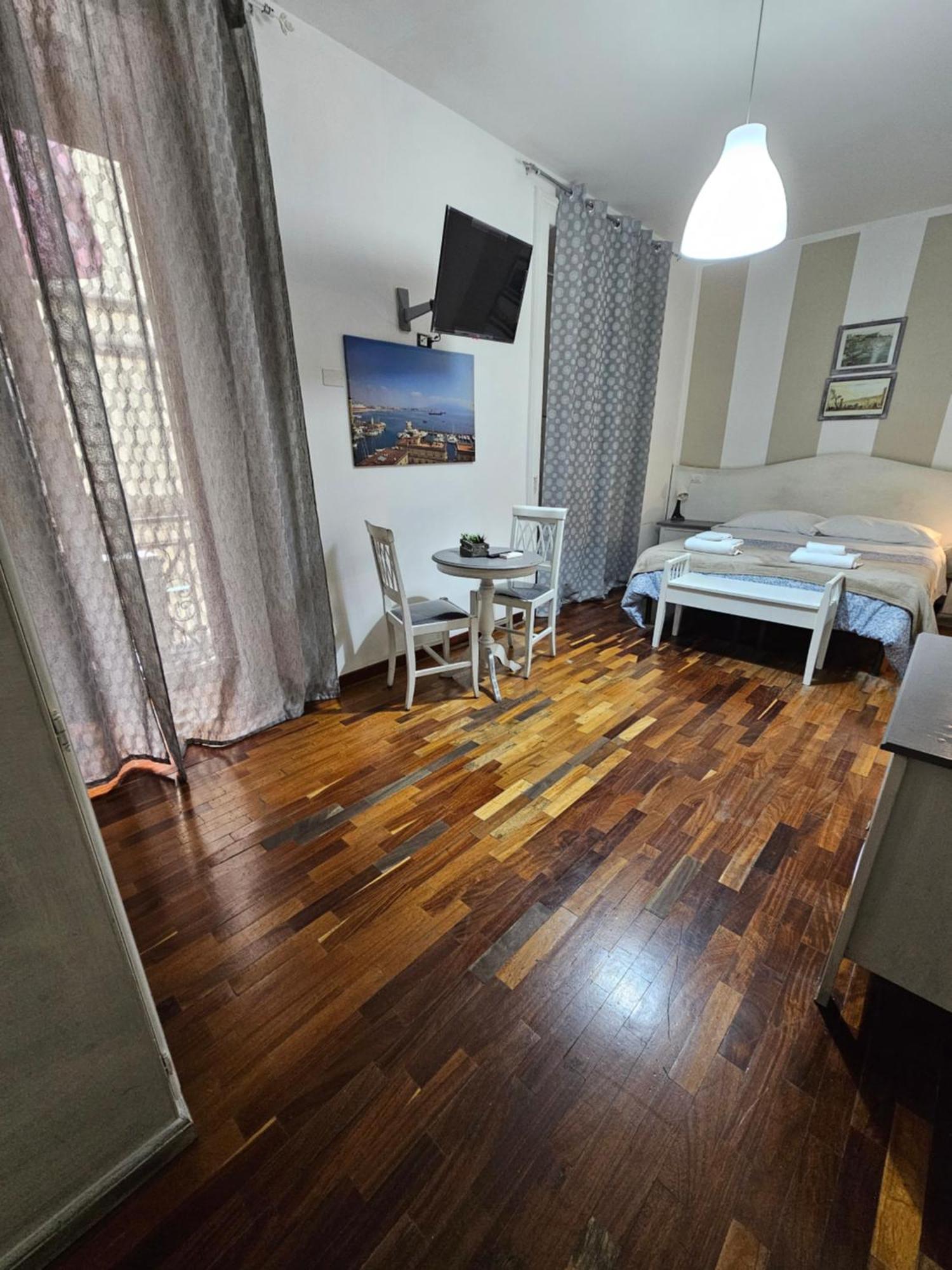 Room&jacuzzi Affittacamere